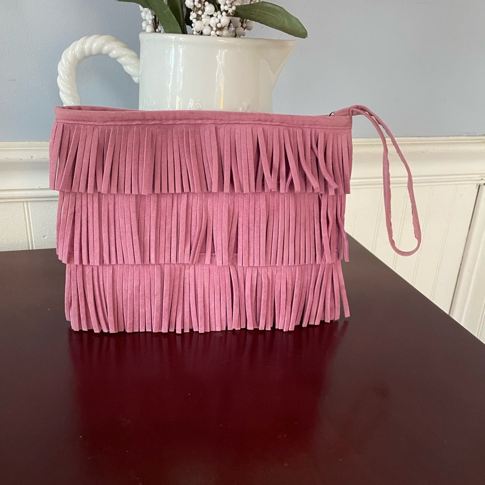 Fringe wristlet